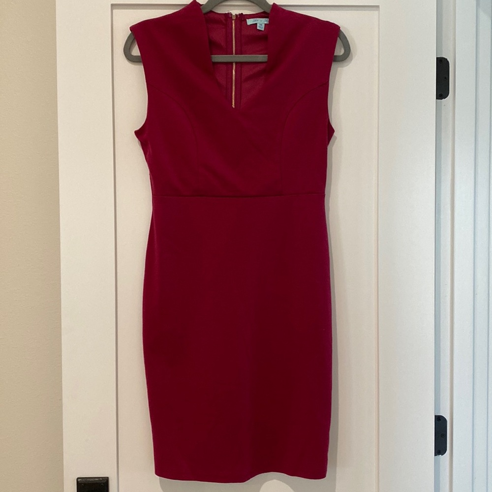 She + Sky Magenta Dress Size M